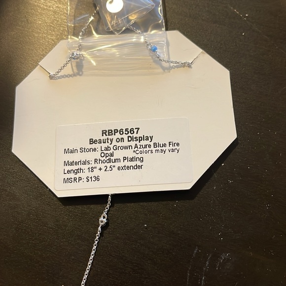 Bomb Party October 2023 necklace - Picture 3 of 3